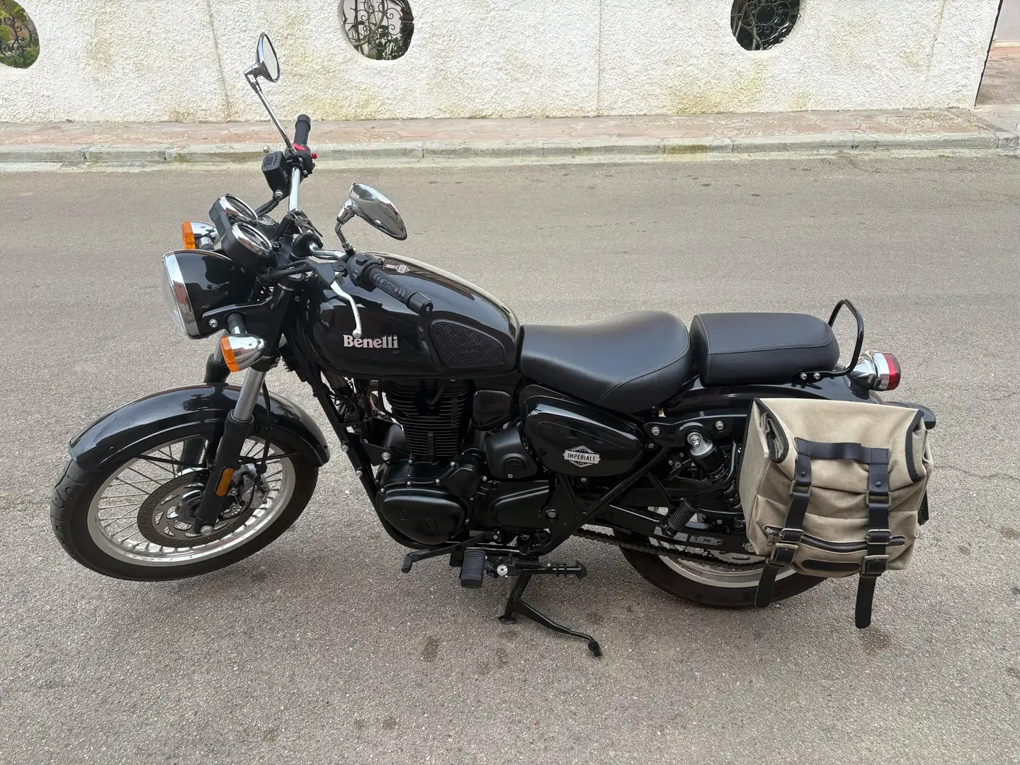 Benelli Imperiale Benelli Imperiale 400 - 1