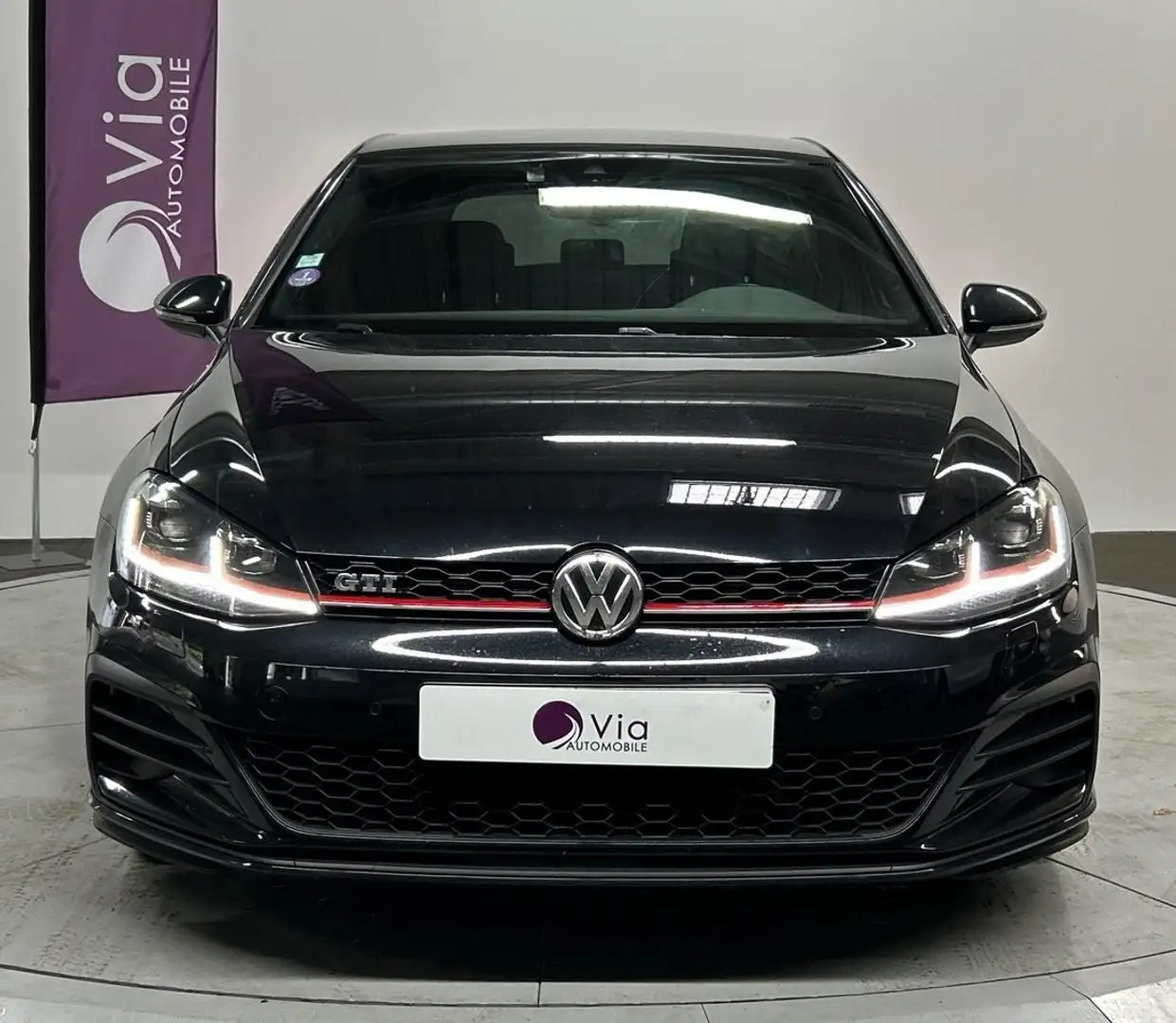 Volkswagen Golf 2.0 TSI 230 BlueMotion Technology DSG6 GTI Performance Schwarz - 2