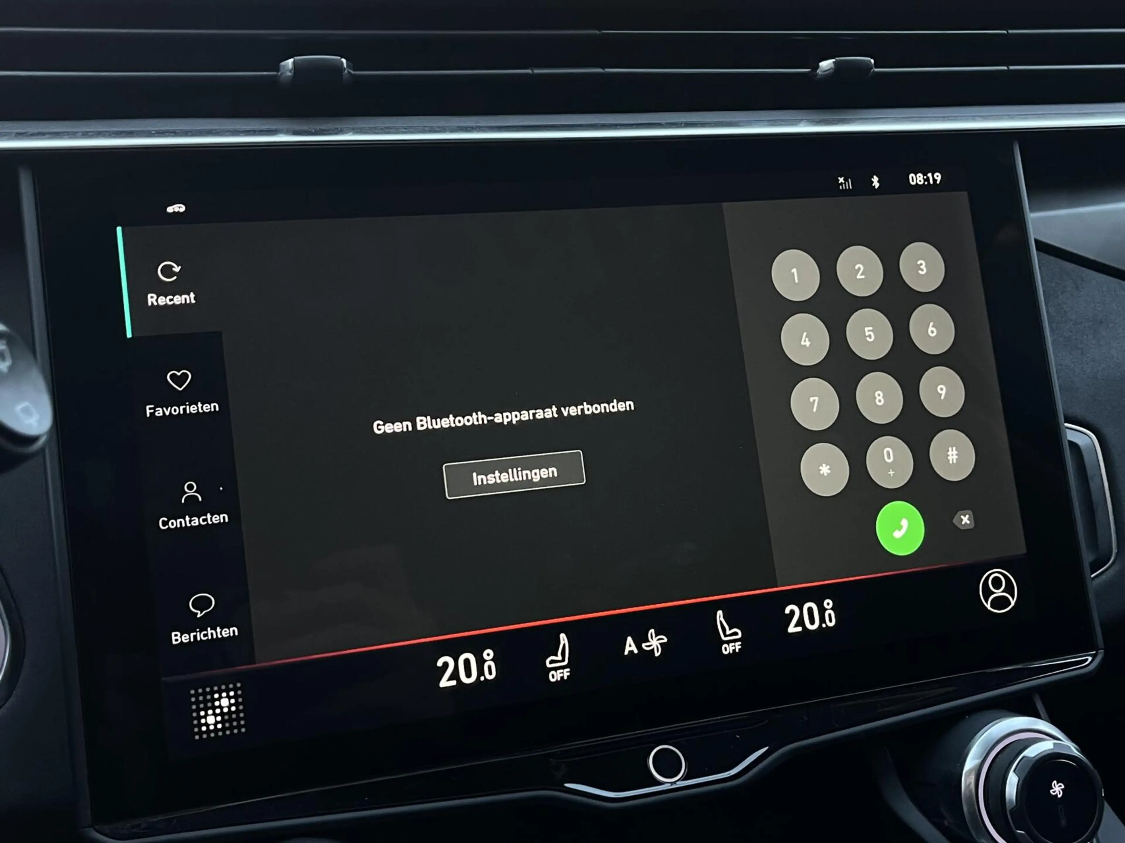 Lynk & Co 01 1.5 Pano, Camera, Carplay, Climat, LM.. — photo 15