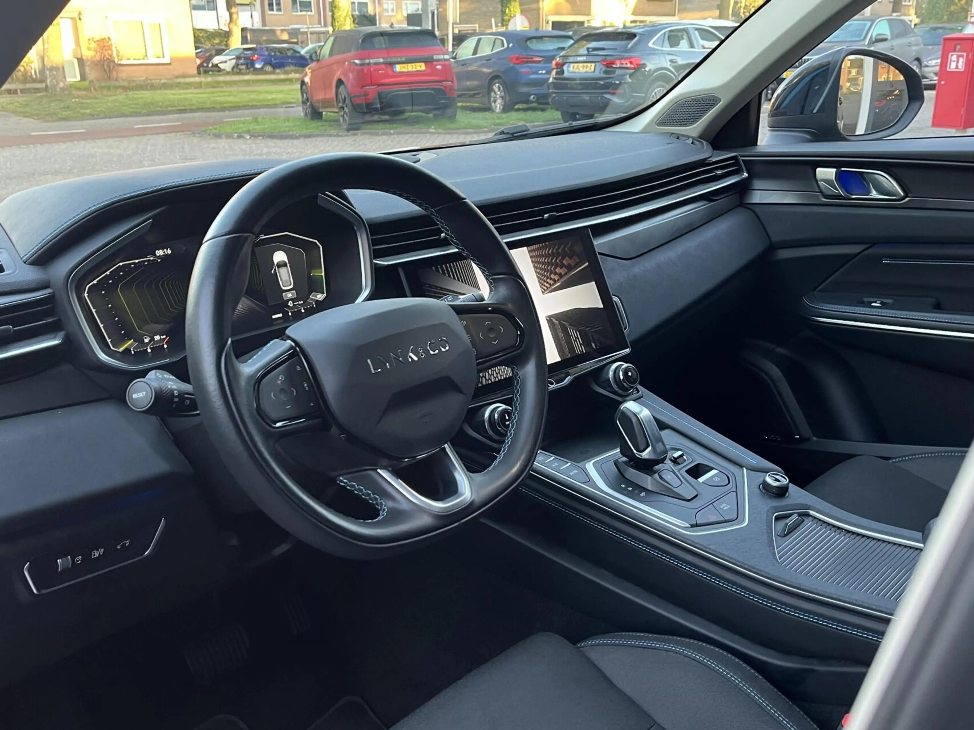 Lynk & Co 01 1.5 Pano, Camera, Carplay, Climat, LM.. — photo 2
