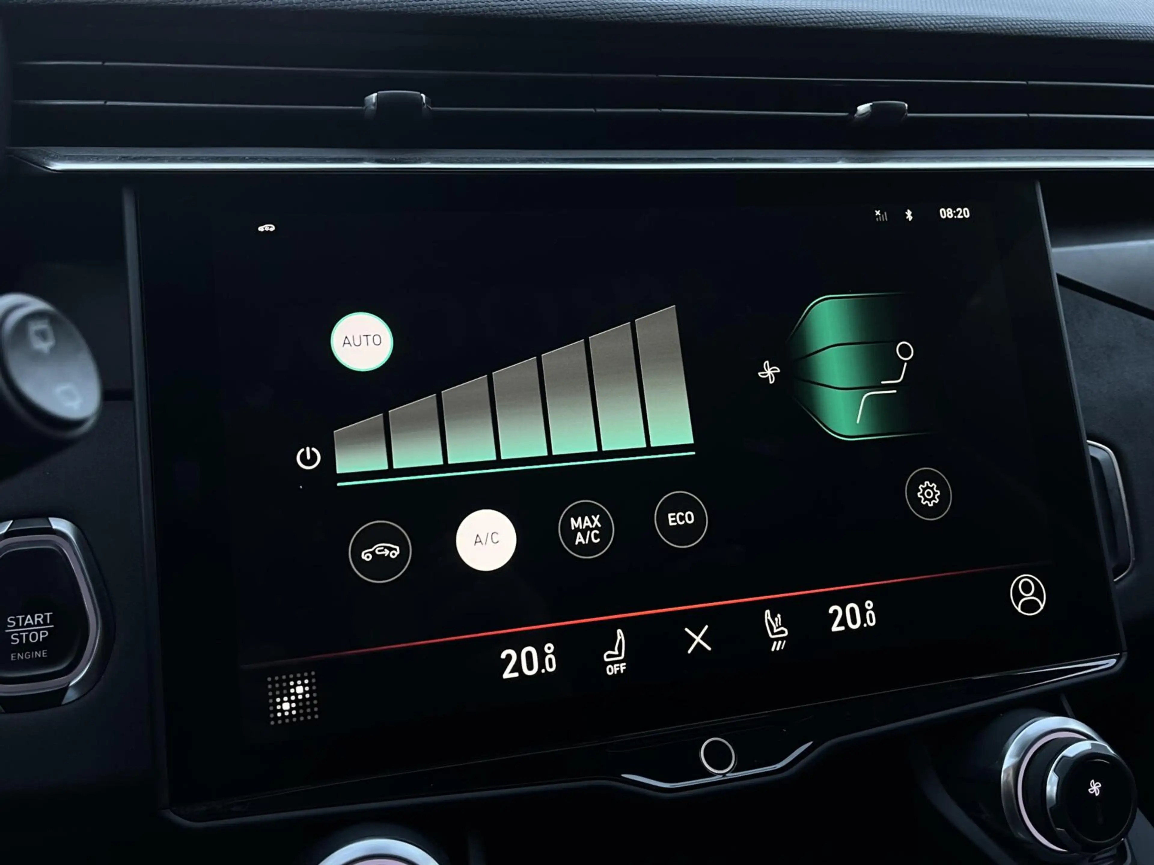Lynk & Co 01 1.5 Pano, Camera, Carplay, Climat, LM.. — photo 23