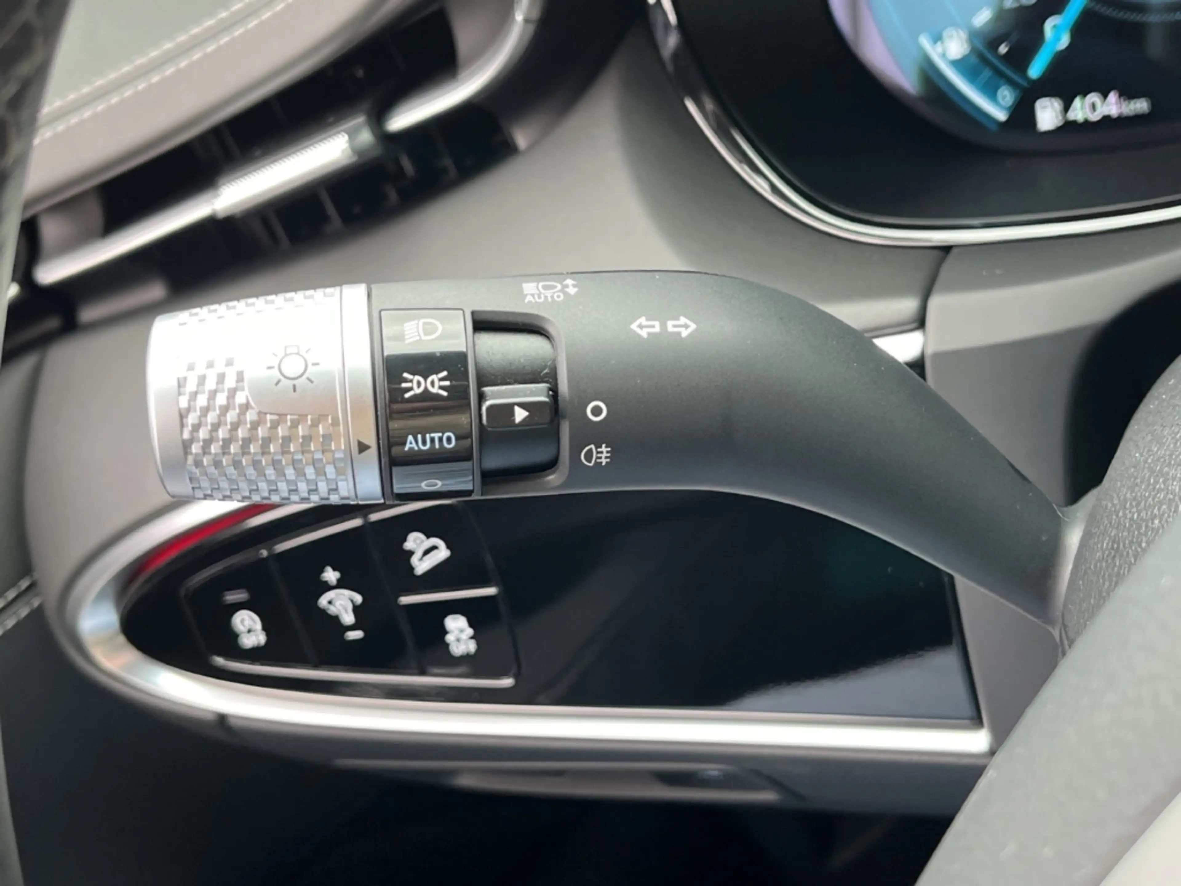Genesis GV70 2.5 T Sport *ALLRAD*PANO*LED*CAM*NAVI* — photo 15