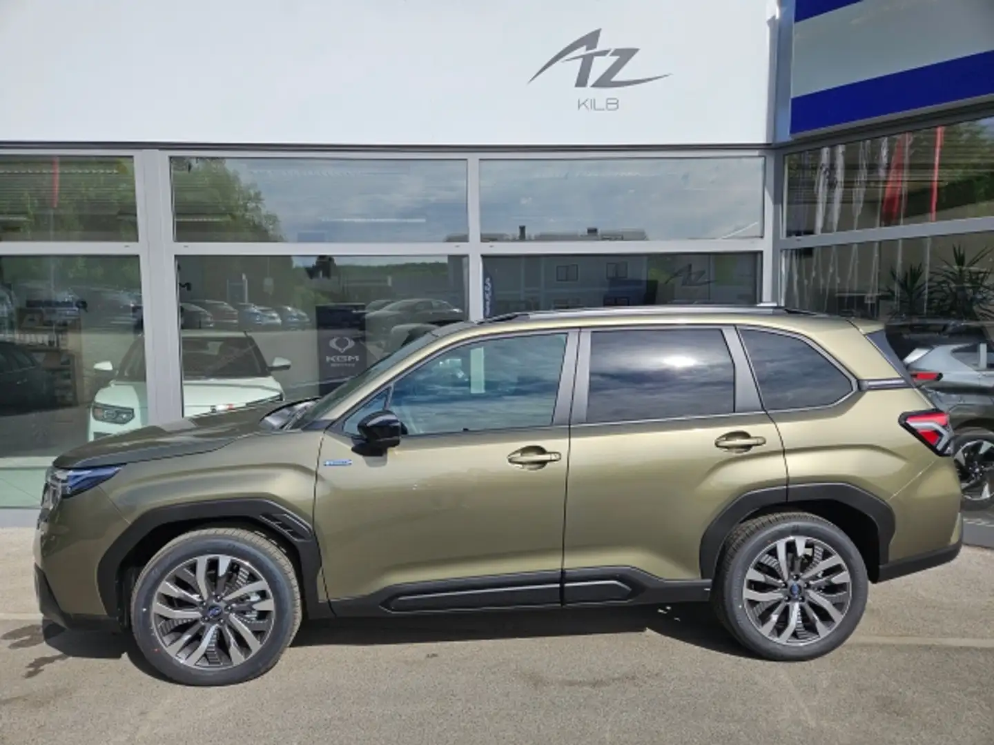 Subaru Forester Premium 2,0i e-Boxer AWD CVT Grün - 1