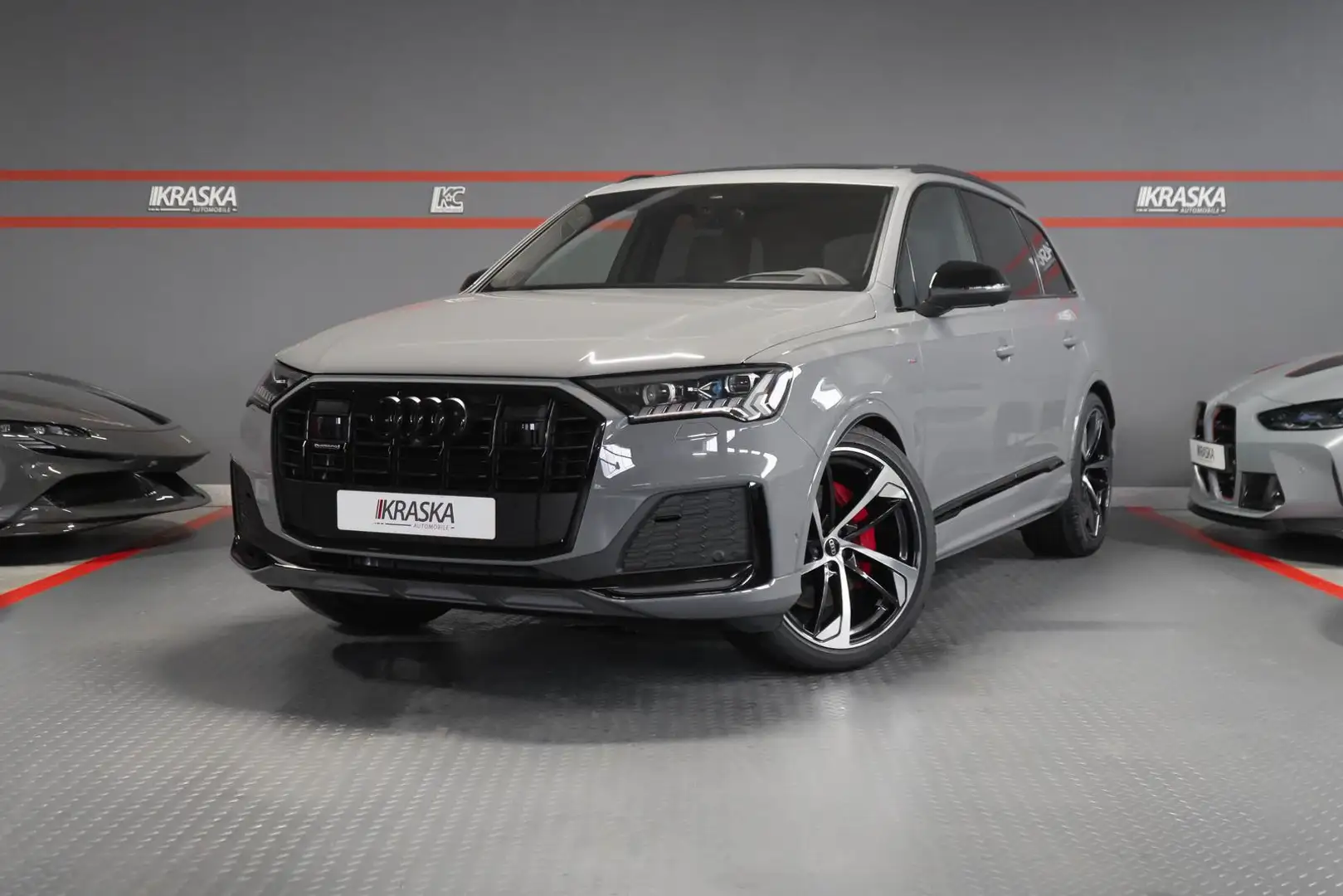 Audi Q7 50 TDI S-line competition AHK B&O PANO STHZ Grau - 1