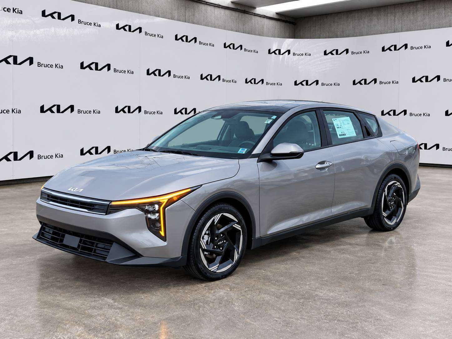  2025 Kia K4 EX FWD   