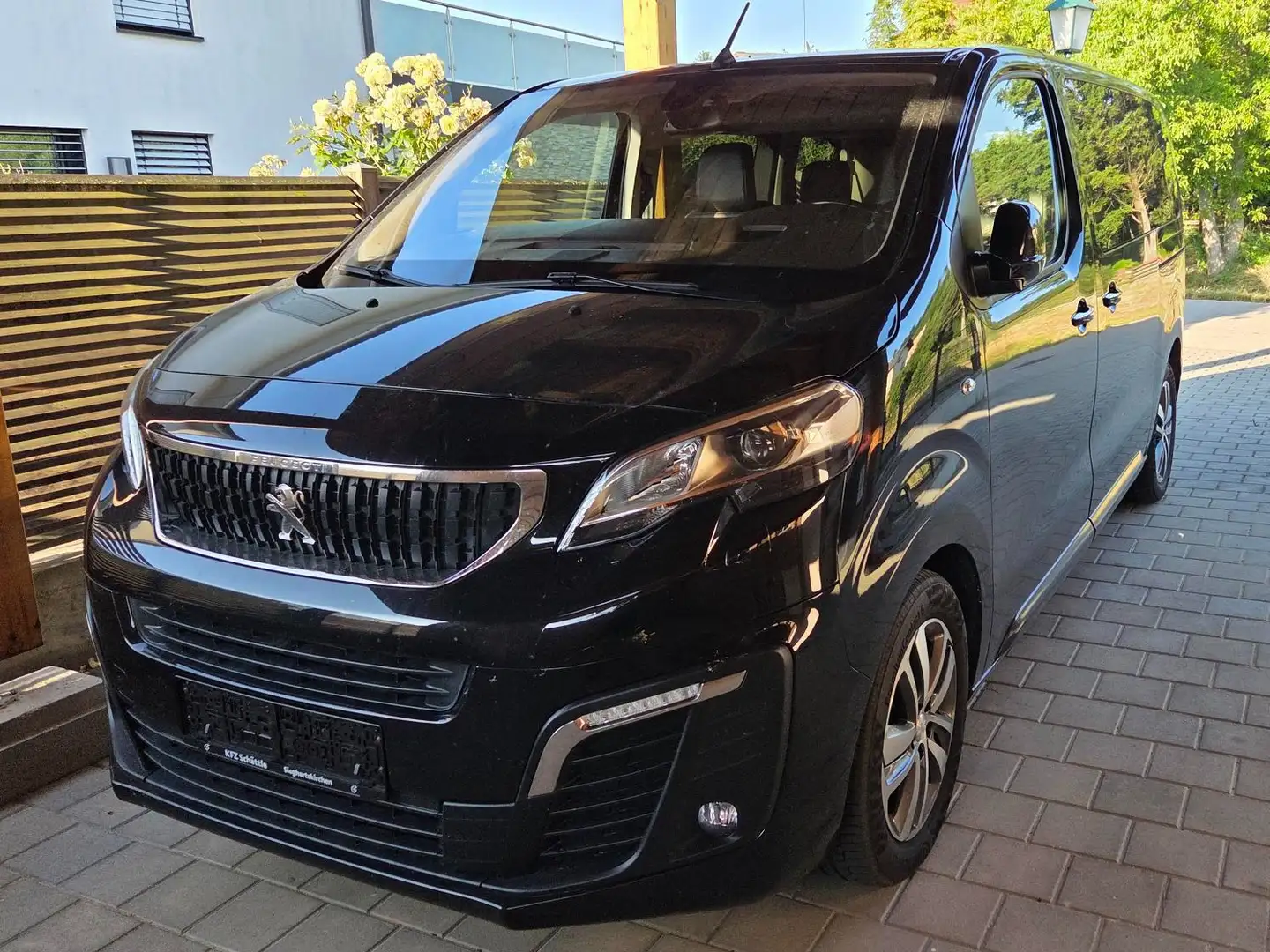 Peugeot Traveller Traveller Business L2 BlueHDI 150 S Negro - 2