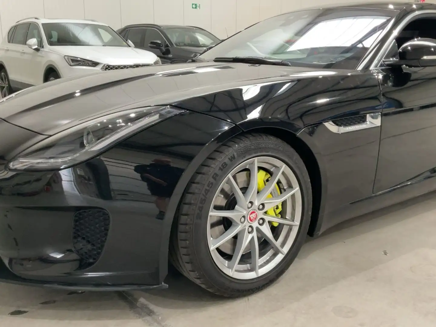 Jaguar F-Type Jaguar F-TYPE 30t - 1