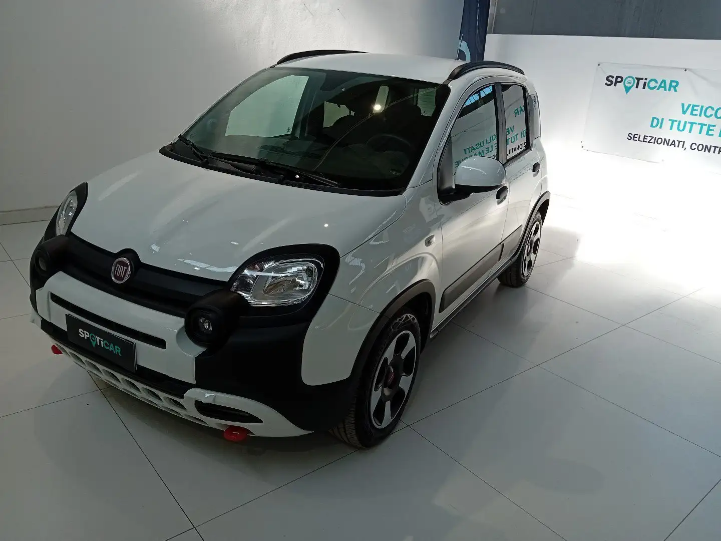 Fiat Panda 1.0 FireFly S&S Hybrid City Cross Nero - 1