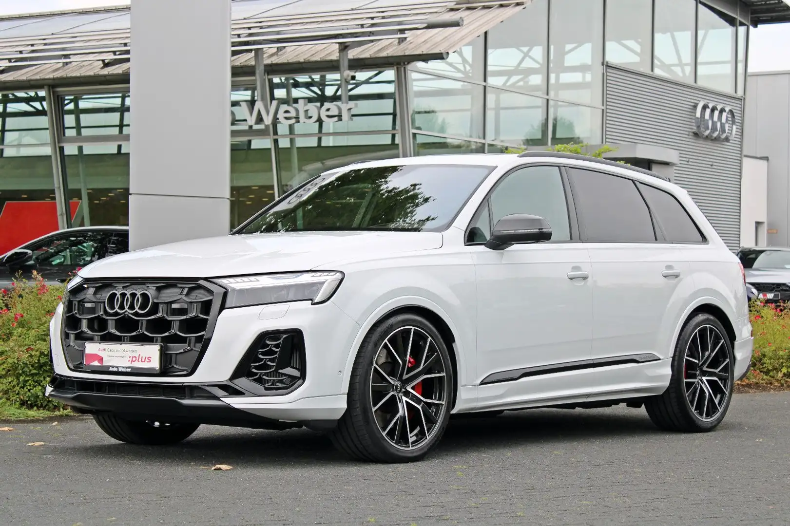 Audi SQ7 TFSI LASER PANO B&O 7SITZE 2025FACELIFT Weiß - 2