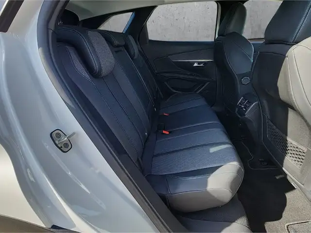 Peugeot 3008 view 14