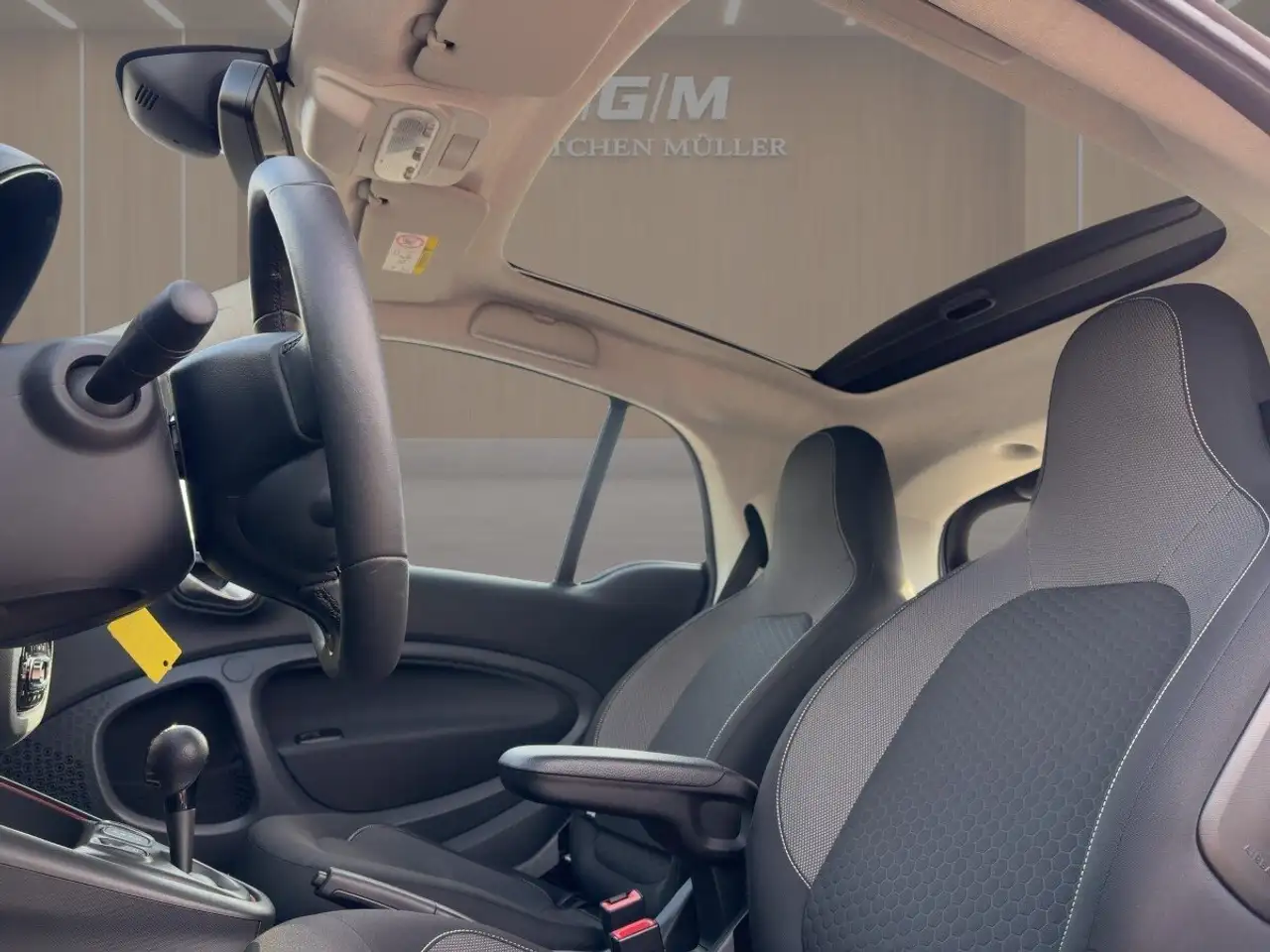 smart forTwo 2024 — фото 12