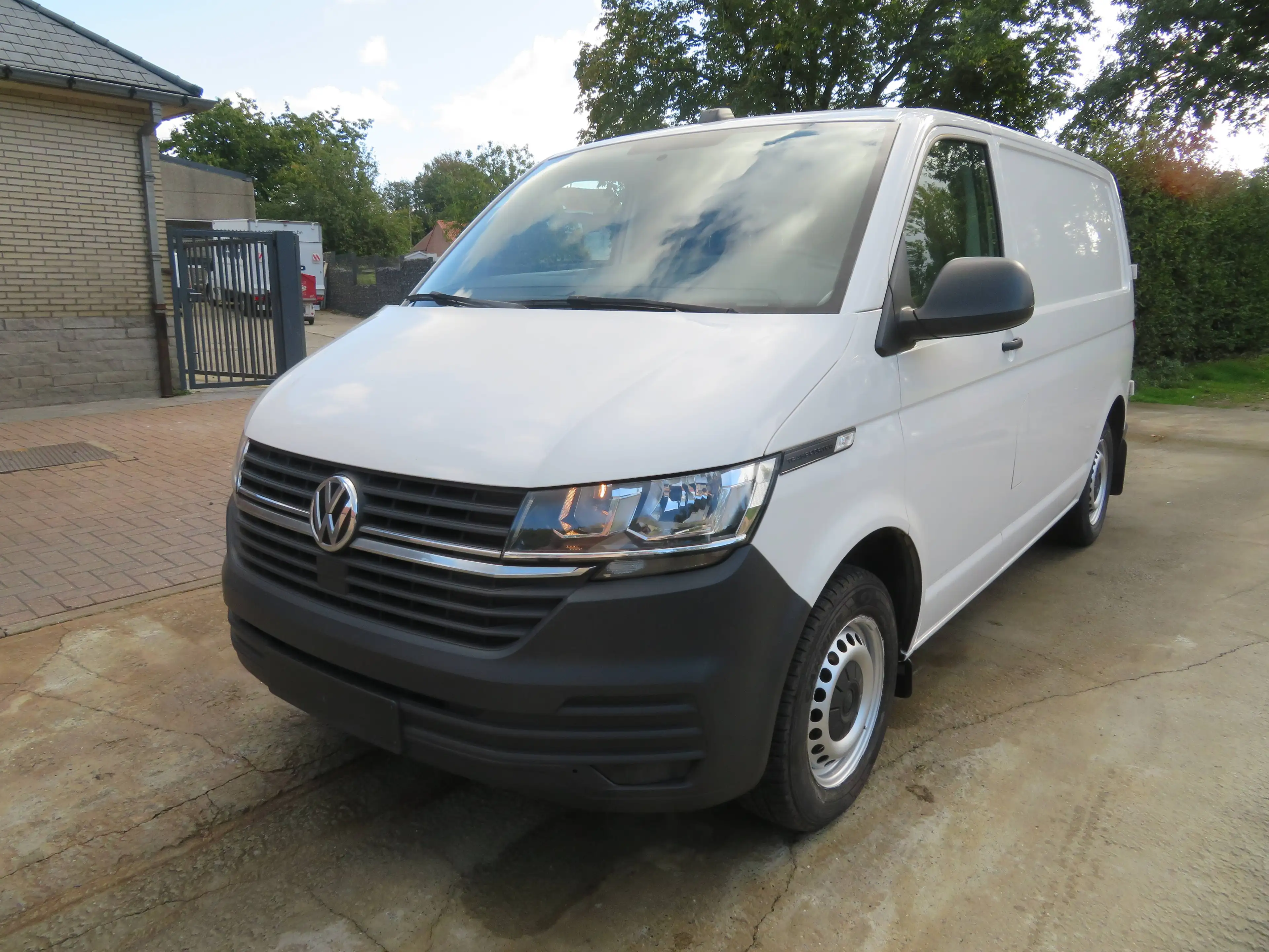 Volkswagen Transporter 2.0 TDi - ingericht — photo 3