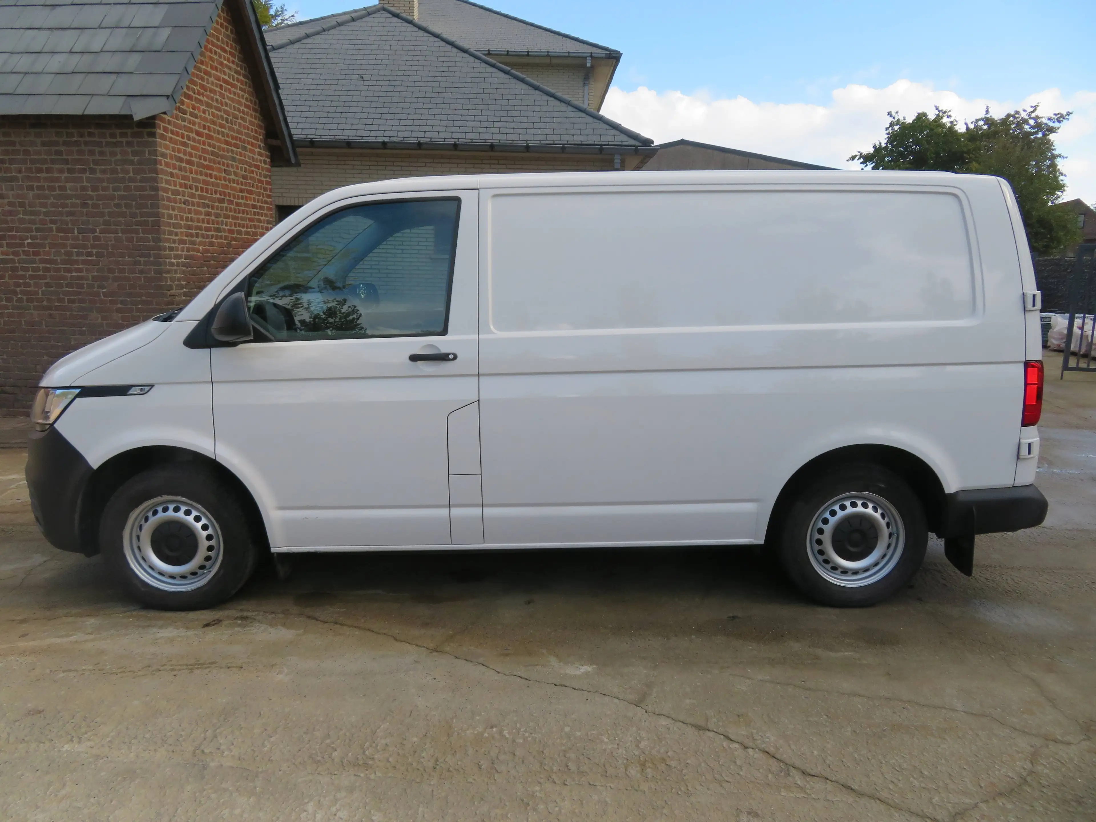 Volkswagen Transporter 2.0 TDi - ingericht — photo 4