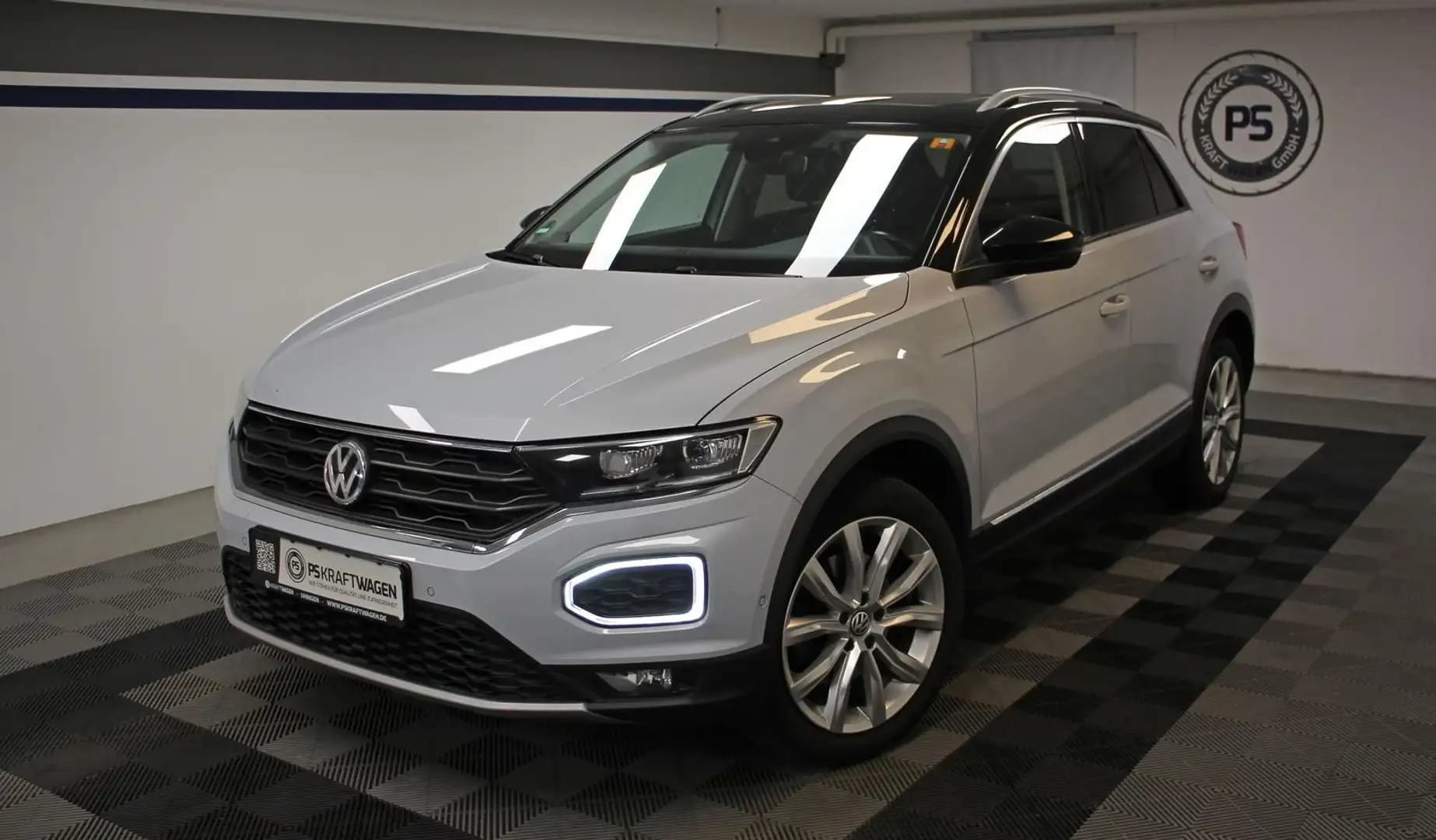 Volkswagen T-Roc 2.0 TDI DSG 4Motion AHK PANO LED ACC NAVI Argent - 1