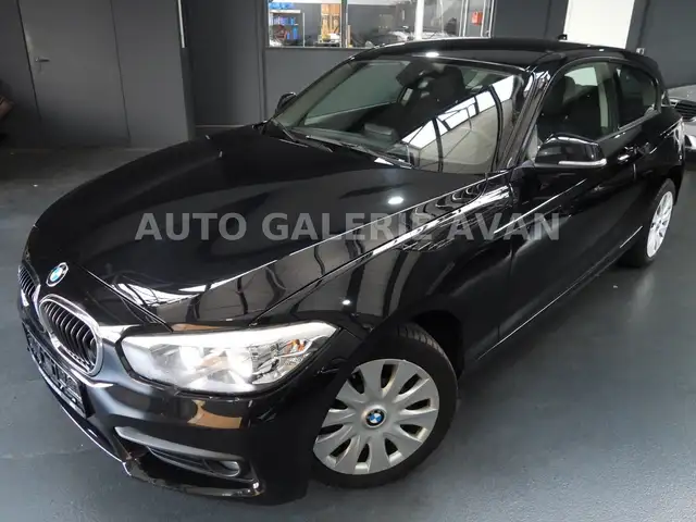 BMW 1 Series view 8