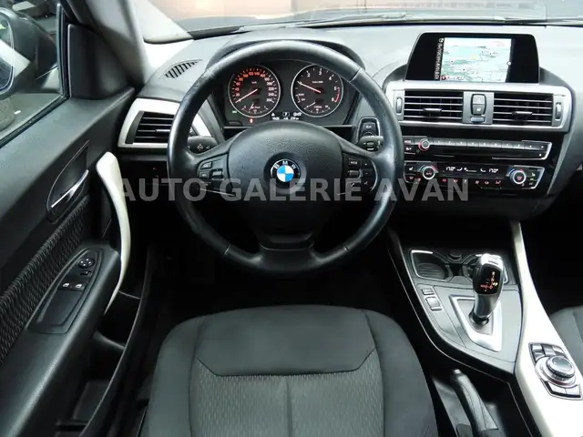 BMW 1 Series view 13