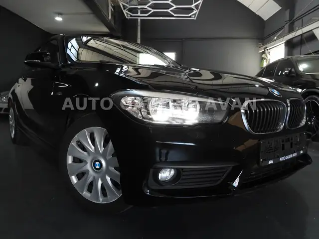 BMW 1 Series view 2