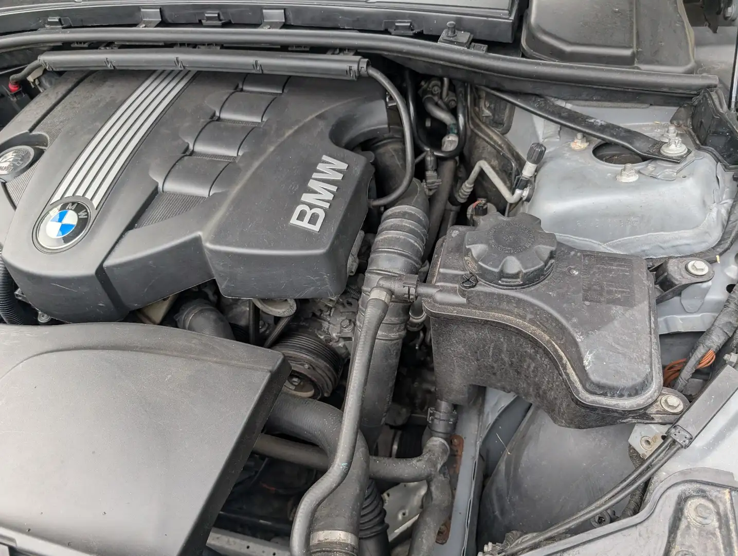 BMW 318 318d DPF Touring - 2