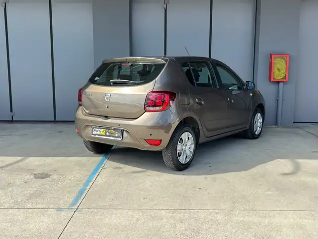 Dacia Sandero view 5