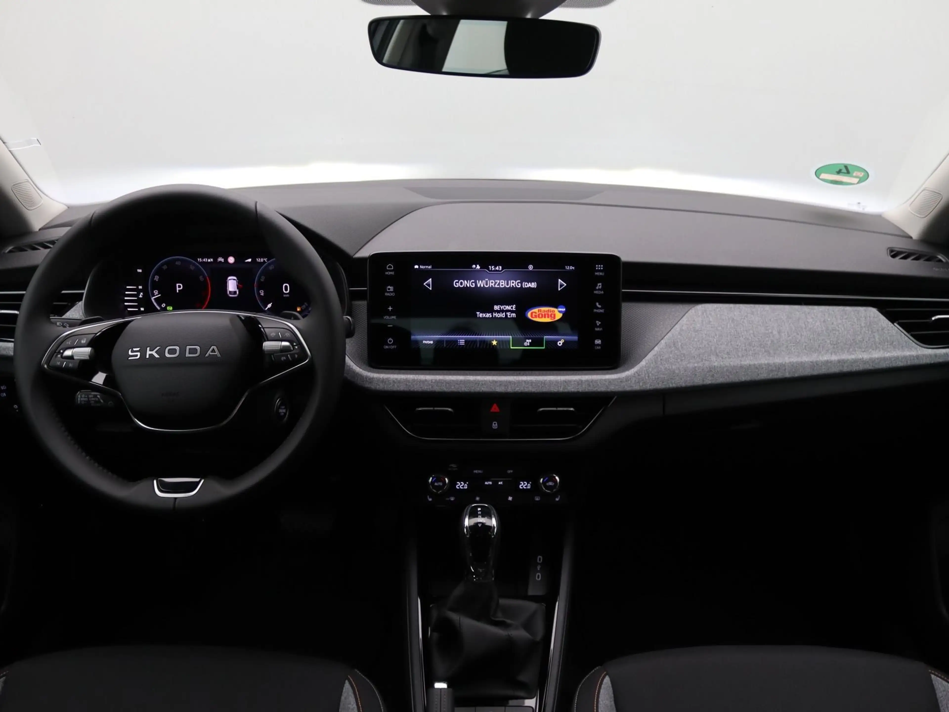 Skoda Scala Tour 1.5 TSI DSG / Navi, Matrix, SmartLink — photo 8
