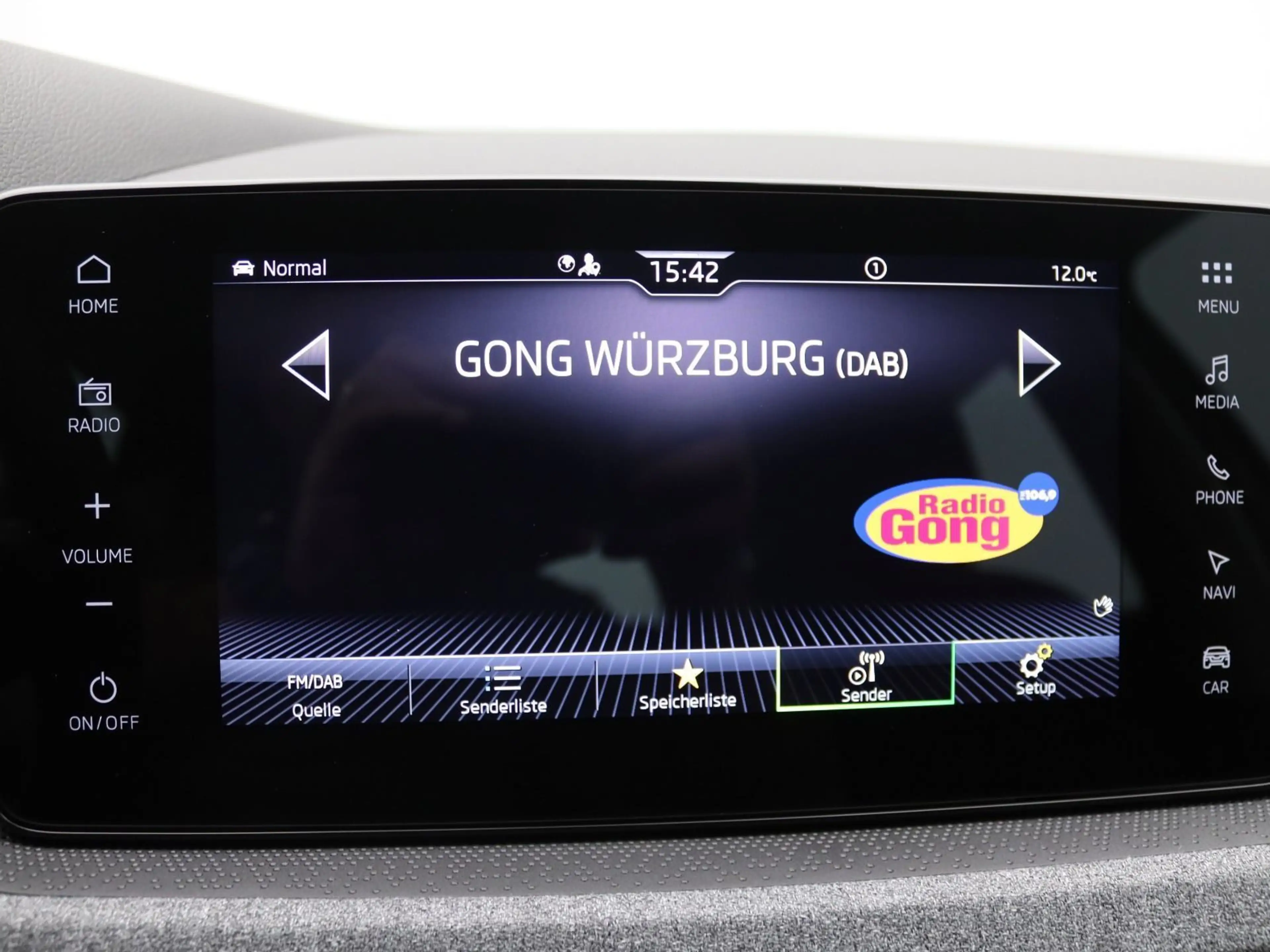 Skoda Scala Tour 1.5 TSI DSG / Navi, Matrix, SmartLink — photo 15