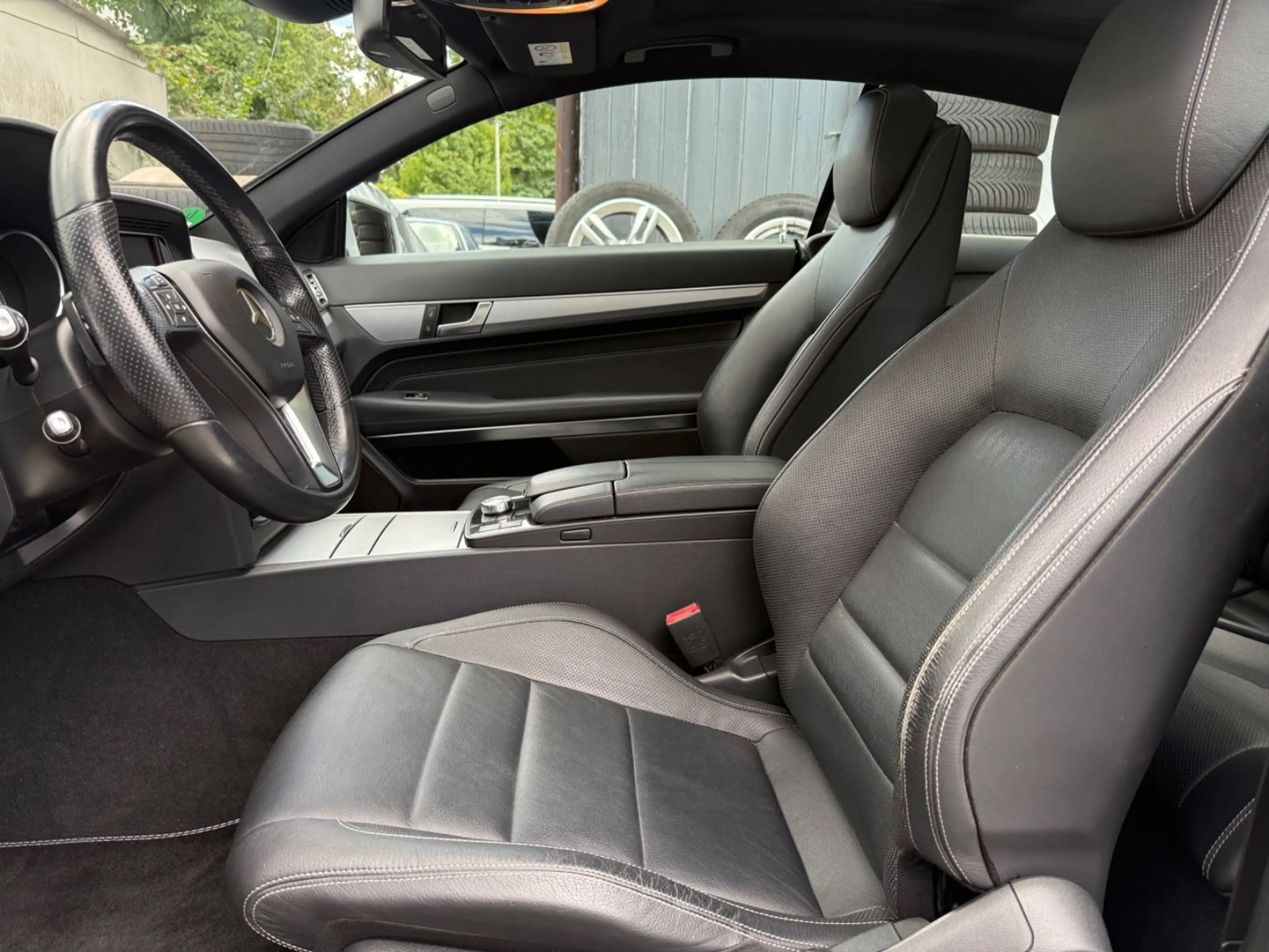 Mercedes-Benz E 250 CDI 7G-TRONIC PLUS Sport LED/Panorama/Navi — photo 10