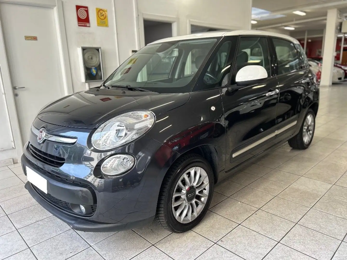 Fiat 500L 1.3 Multijet 85 CV Lounge Grau - 1