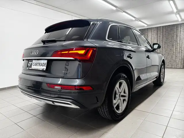 Audi Q5 view 7