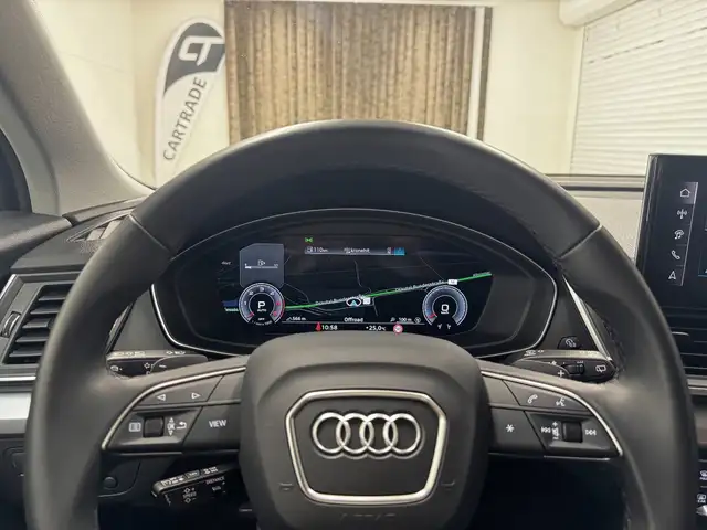 Audi Q5 view 14