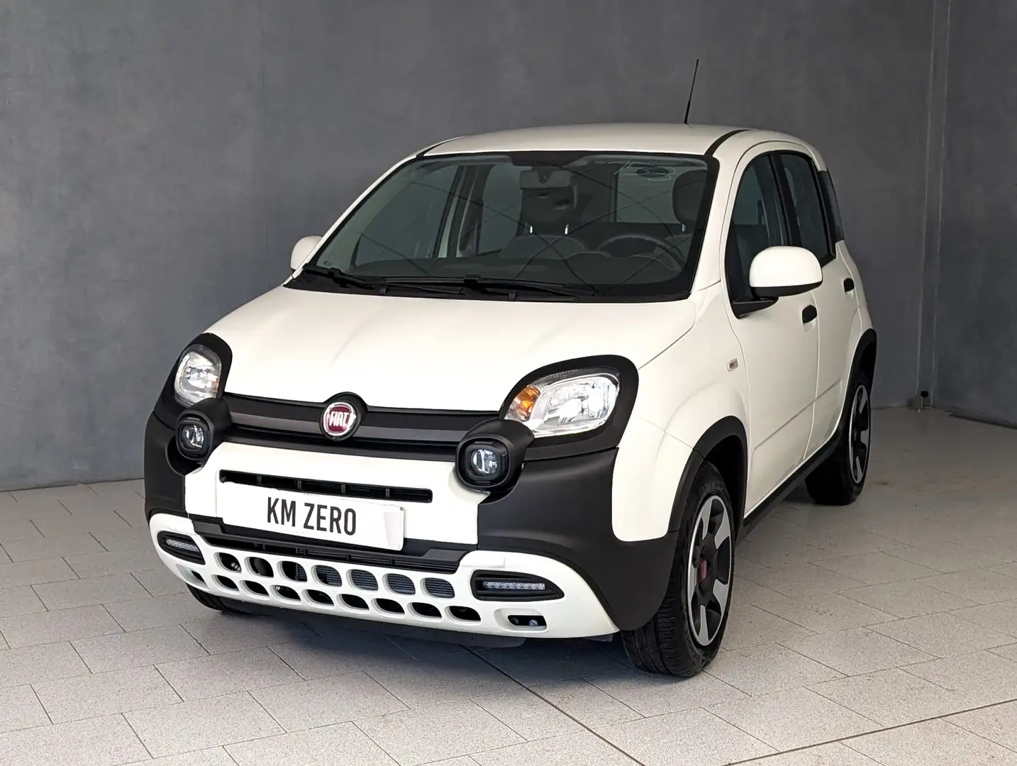 Fiat Panda 1.0 HYBRID 70CV CITY CROSS Fehér - 2