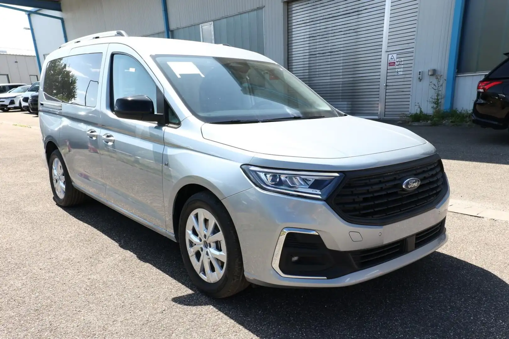 Ford Tourneo Connect Titanium Grand Aut ACC LED Kam 90 kW (122 PS), ... Silber - 2