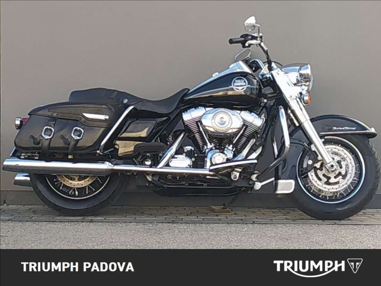 Harley-Davidson Road King Classic FLHRC 1584