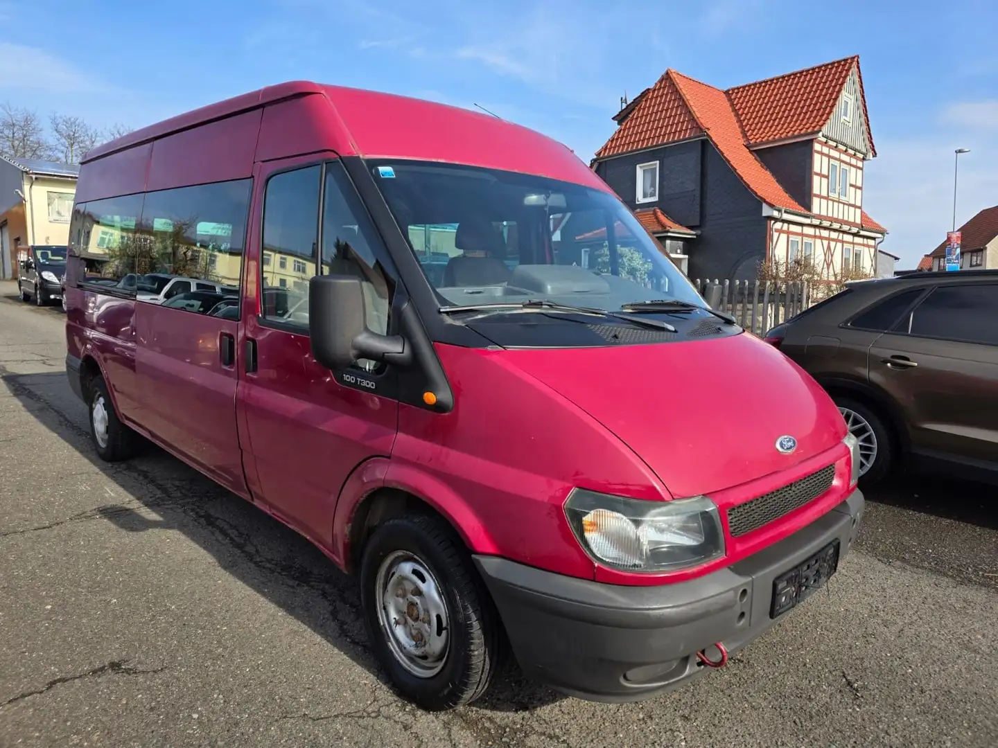 Ford Transit Kombi 2.0 FT300 Lang  Klima TÜV HU neu Rot - 2