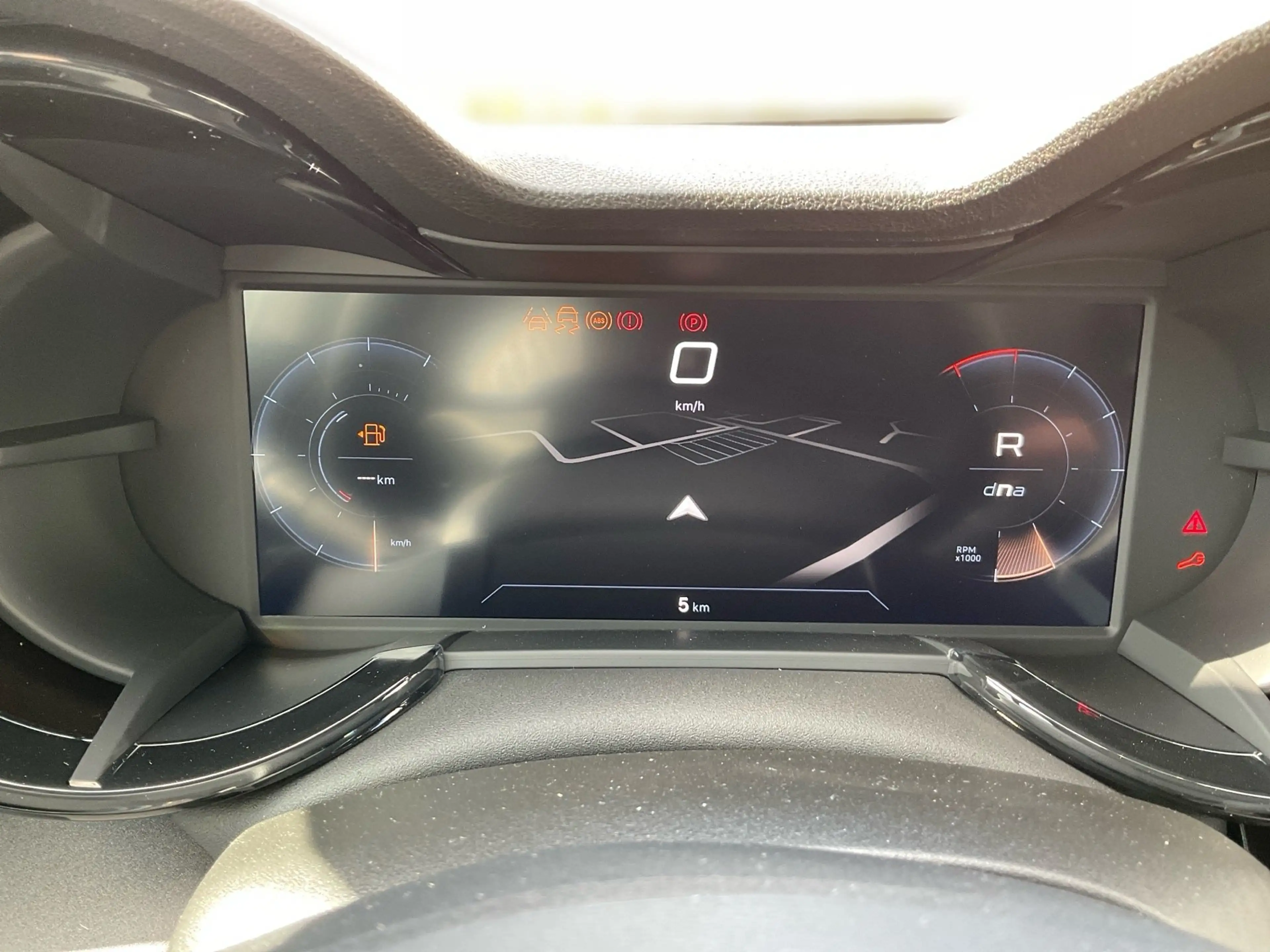 Alfa Romeo Junior 1.2 VGT Ibrida 48V- W Ti AUT Kam. KeyLess — photo 6