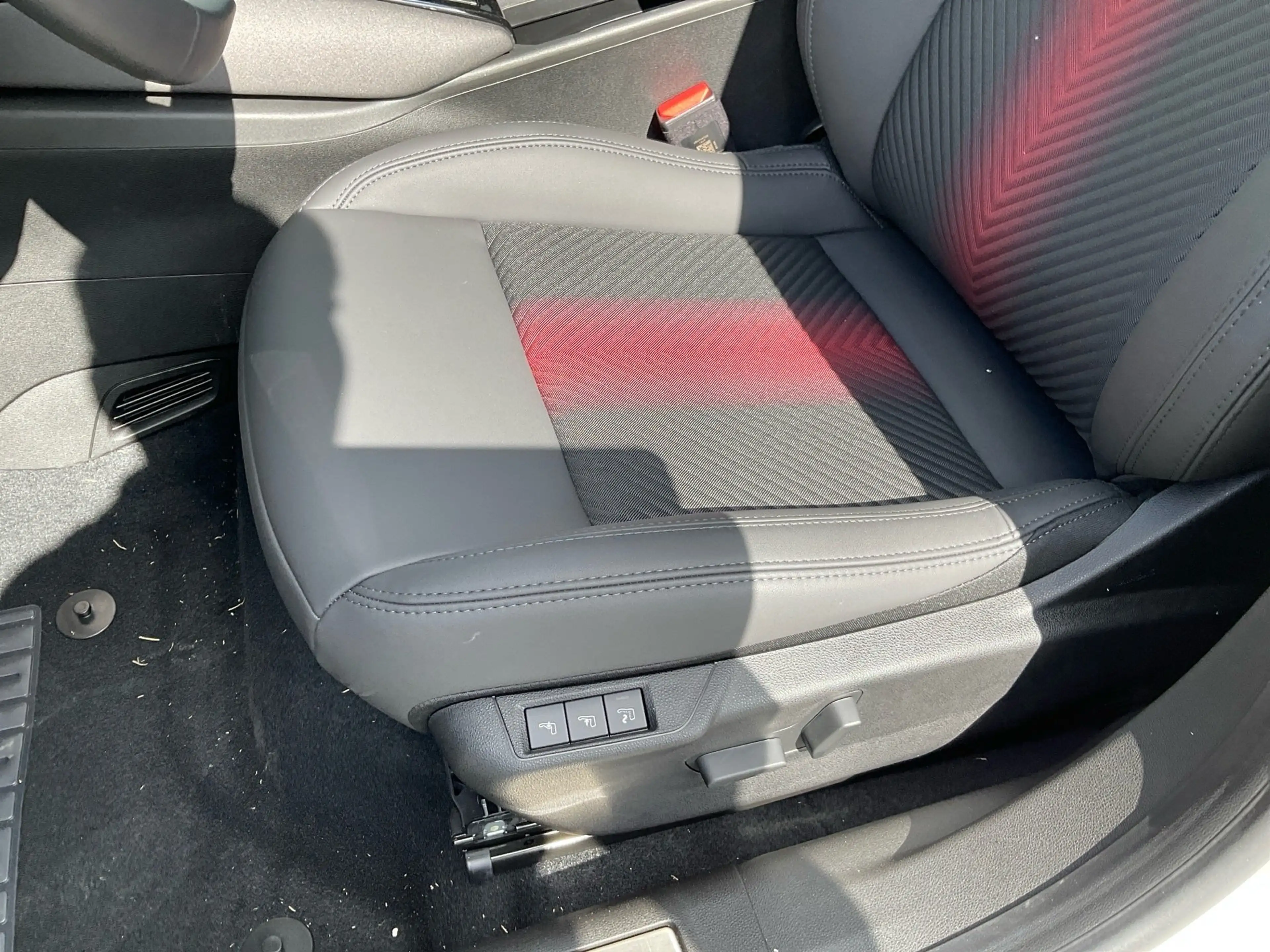 Alfa Romeo Junior 1.2 VGT Ibrida 48V- W Ti AUT Kam. KeyLess — photo 8