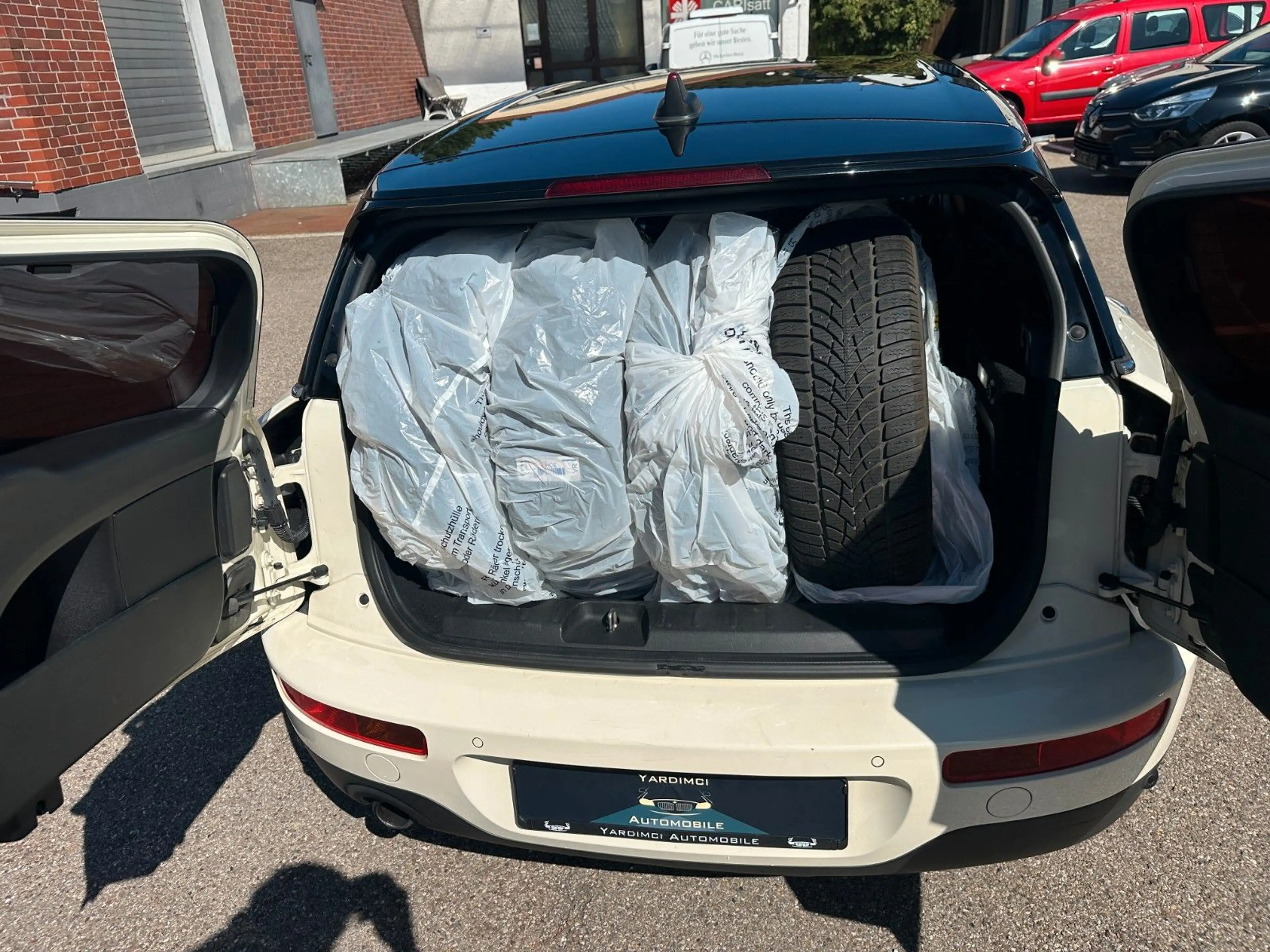 MINI Cooper Clubman Autom.*LED*NAVI*PDC*SHZ*TEMPOMAT* — photo 15