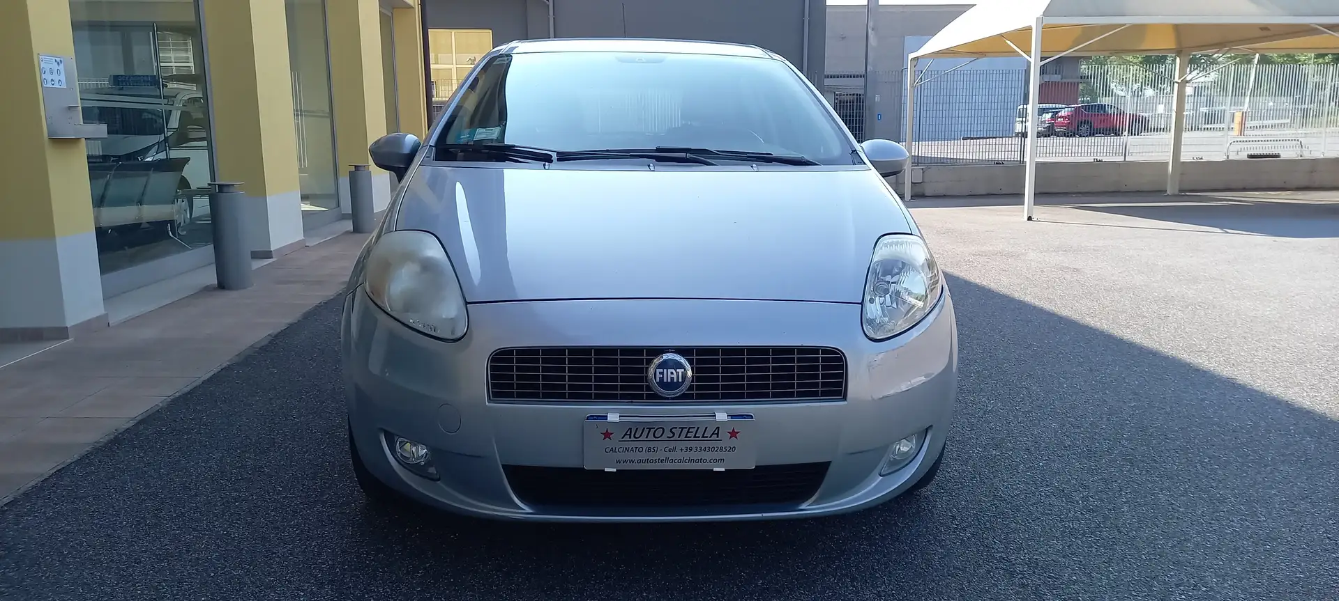 Fiat Grande Punto Benzina cc. 1.242 5 Porte/Posti anche Neopatentati Argento - 2