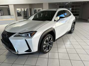 2.0i FWD Executive Line