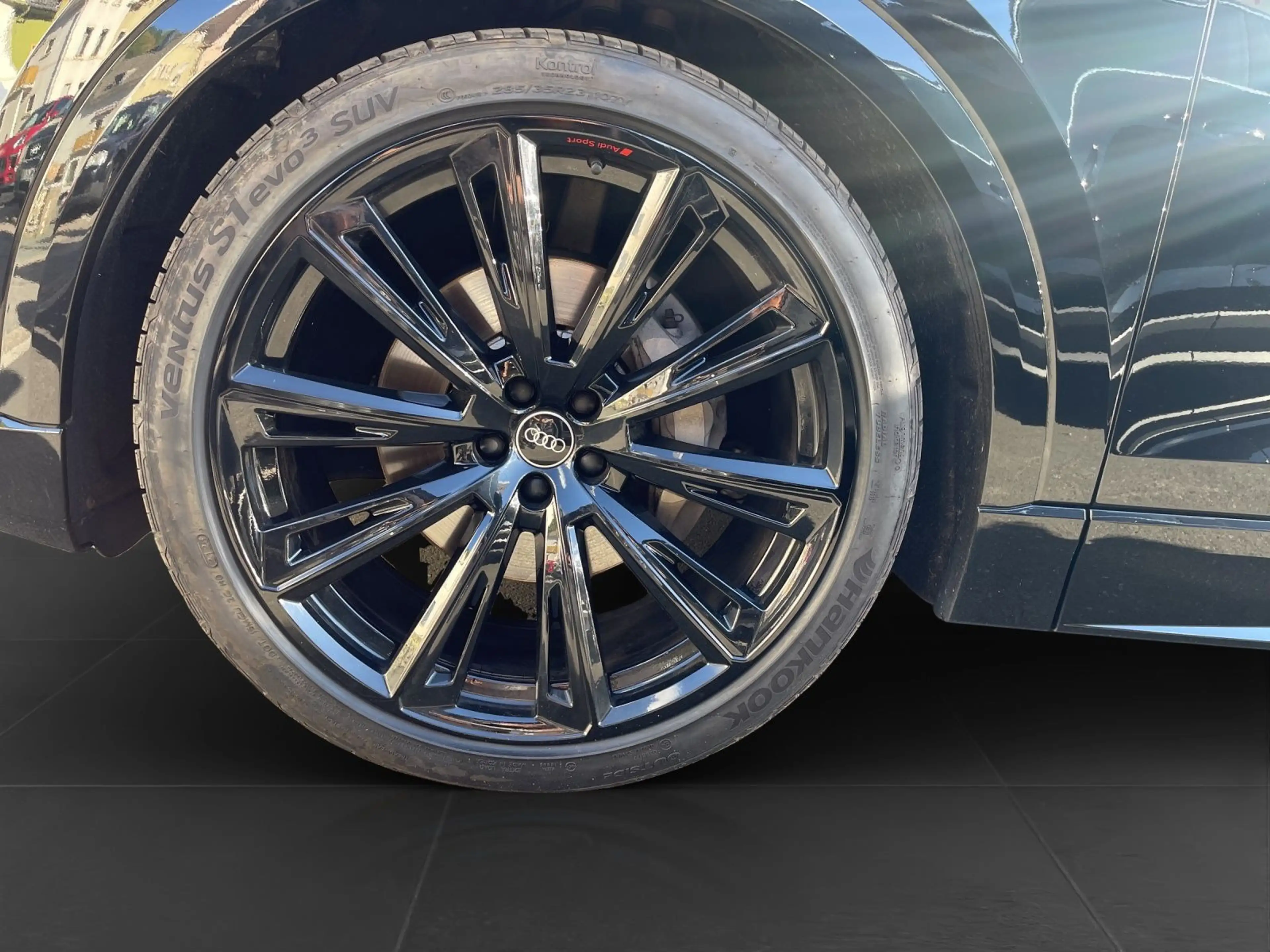 Audi Q8 50 TDI Q PANO AHK BuO STDHZG LUFT LM23 — photo 7