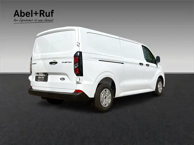 Ford Transit Custom view 5