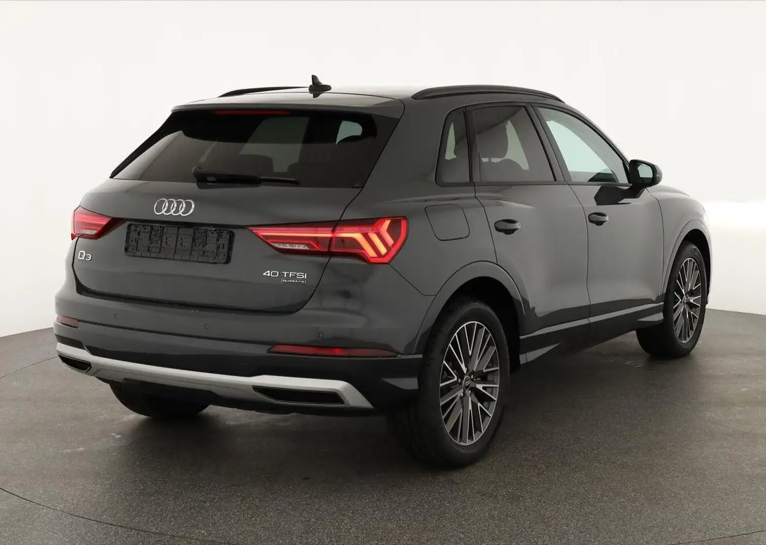 Audi Q3 40 TFSI quattro advanced advanced, AHK, 19-Zoll... Grau - 2