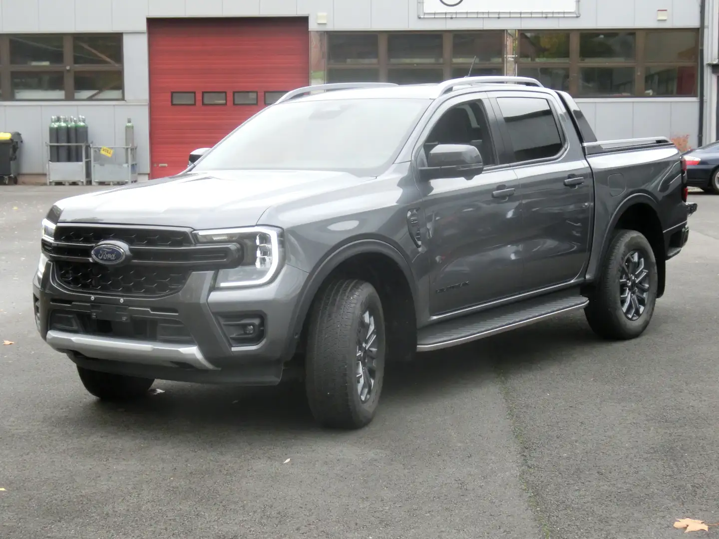 Ford Ranger 2.0l AUTOM. Wildtrak e-4WD Doppelkabine/Navi,Rollo Grau - 2
