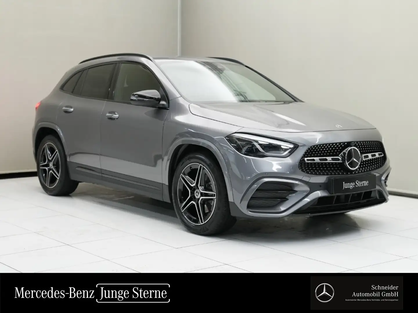 Mercedes-Benz GLA 200 d 4MATIC W-Paket S-Sitz ACC Navi Night Grau - 1