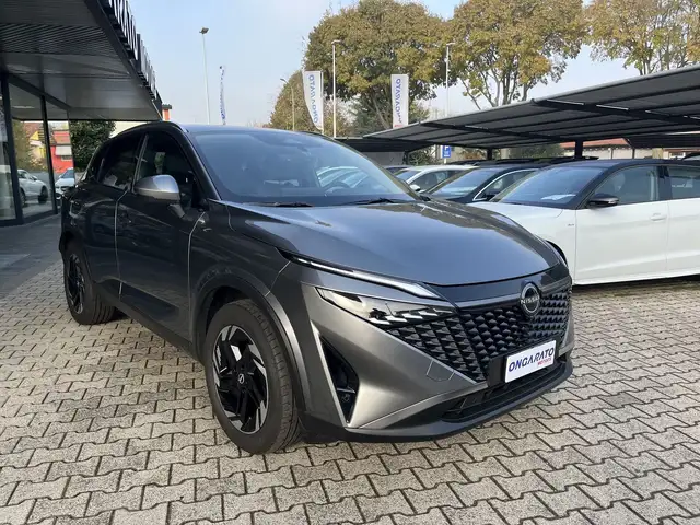 Nissan Qashqai view 3
