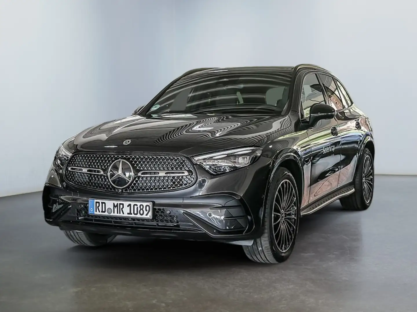 Mercedes-Benz GLC 200 d 4M AMG NIGHT SPUR PANO AHK 360 PDC Grau - 1