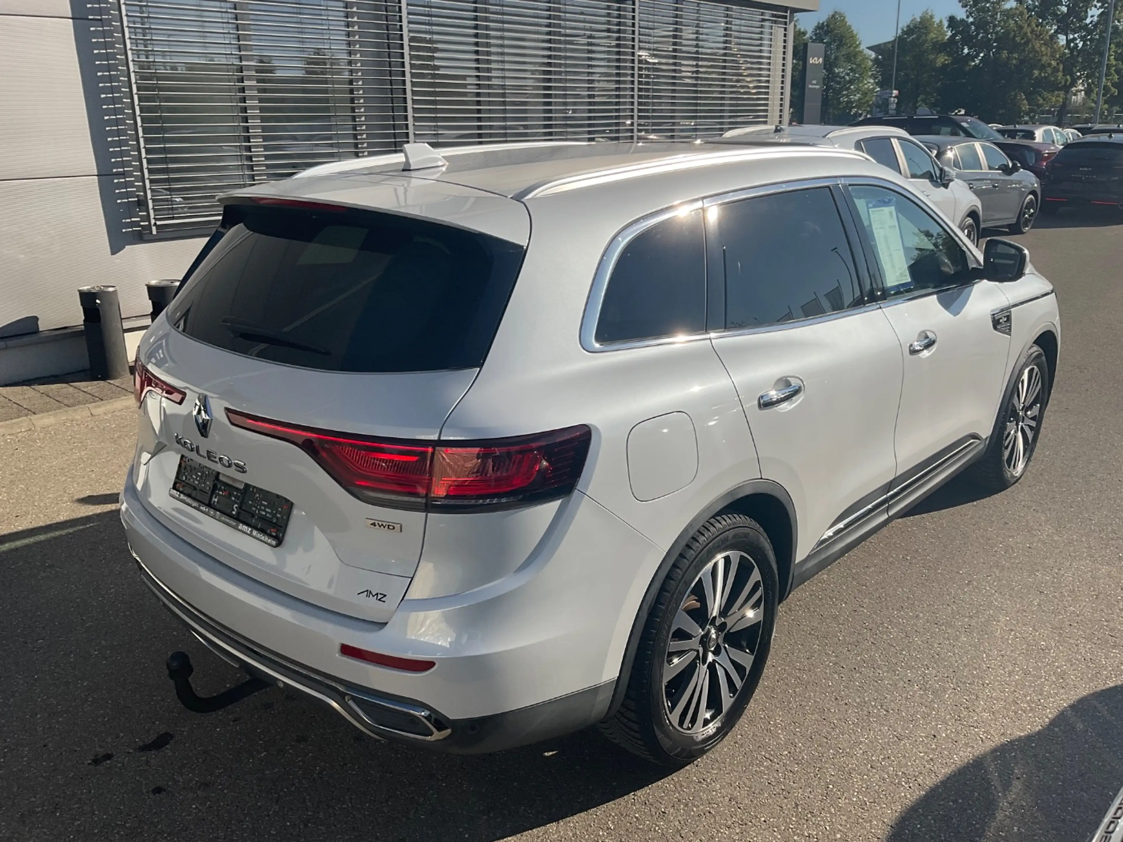Renault Koleos 4x4 2.0 85 Initiale Paris LED — photo 7