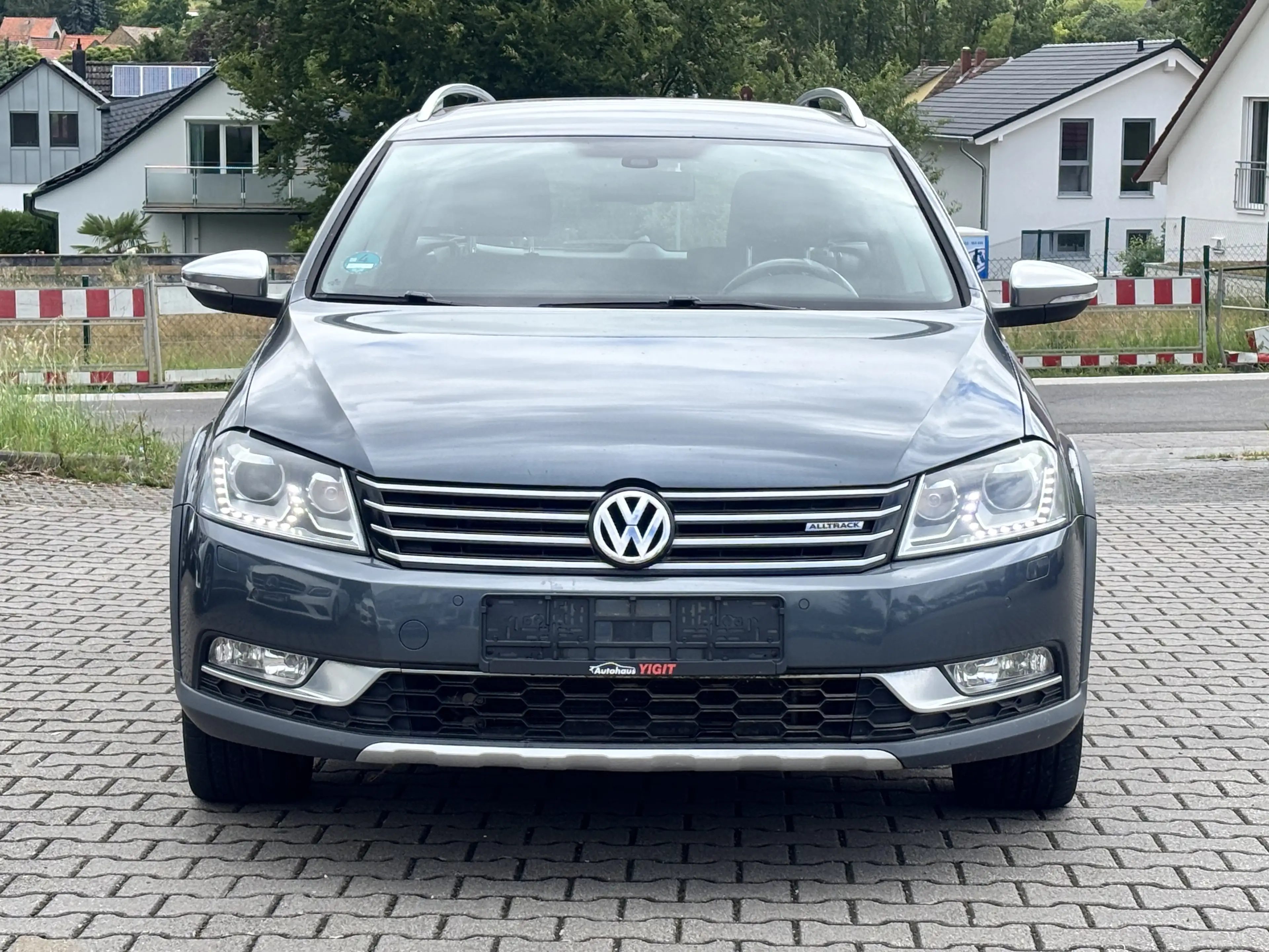 Volkswagen Passat Alltrack 2.0 TDI Basis BMT 4Motion DSG Comfortline — photo 2