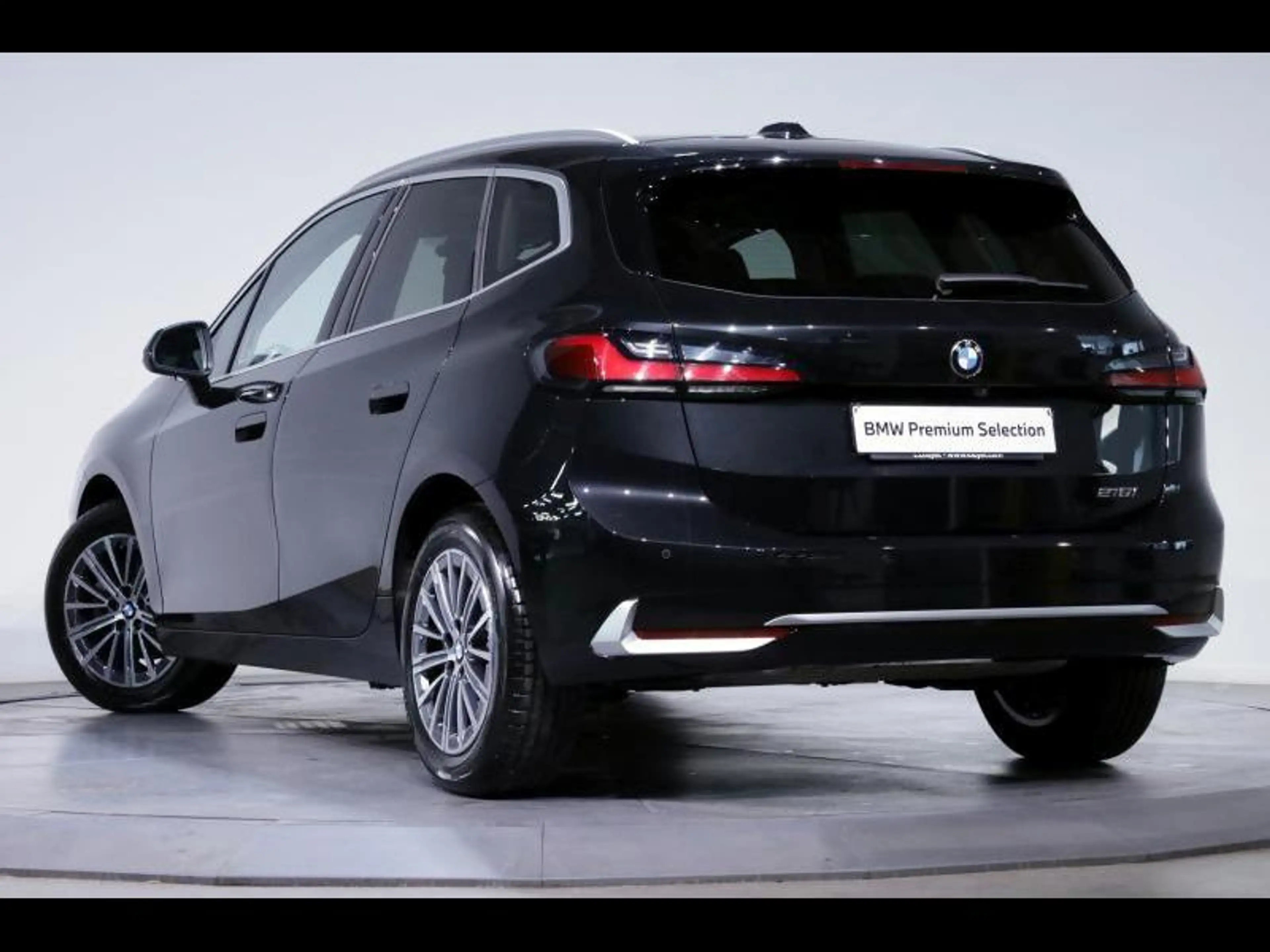 BMW 216 i Active Tourer Luxury Line — photo 5