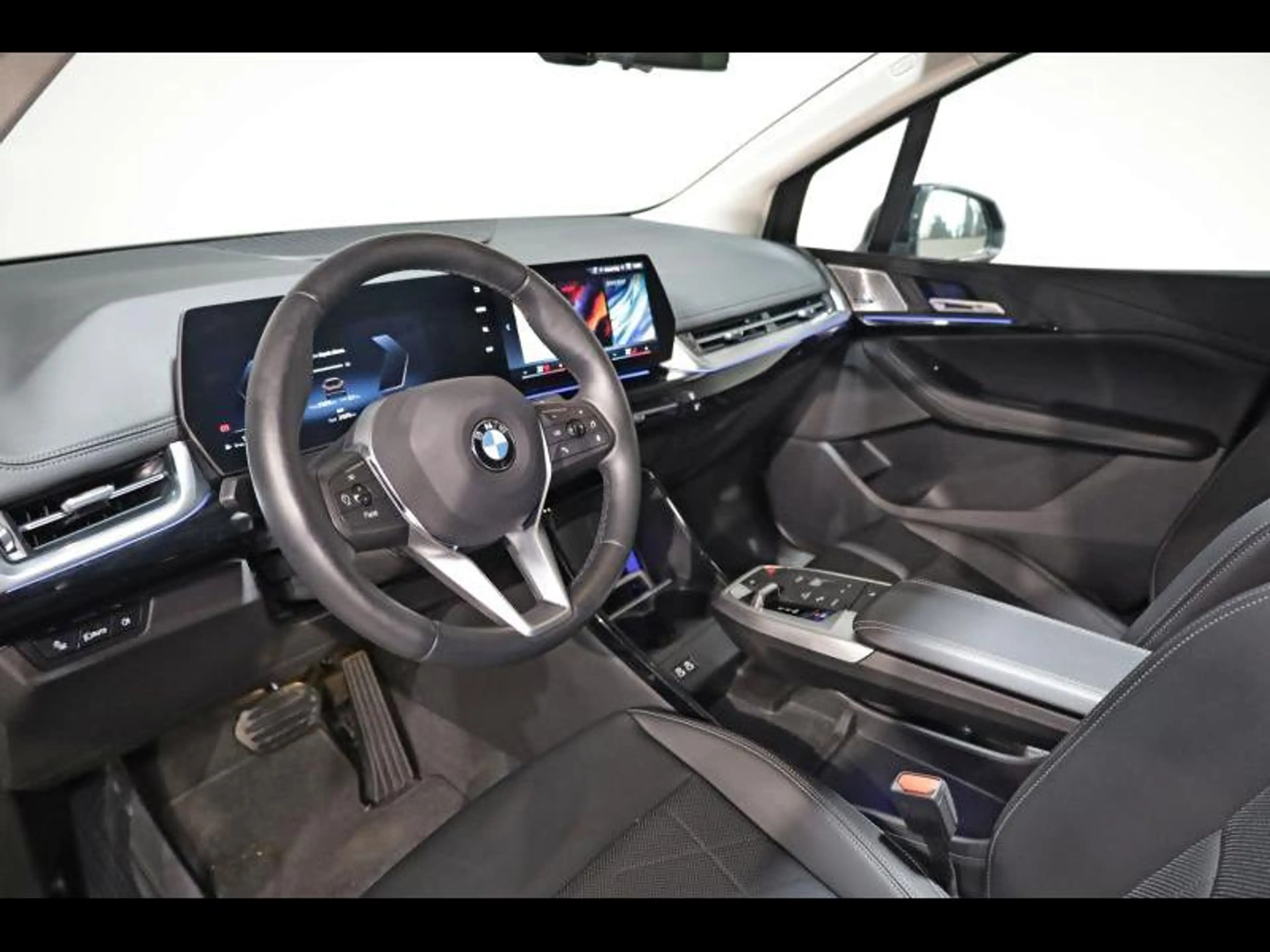 BMW 216 i Active Tourer Luxury Line — photo 6