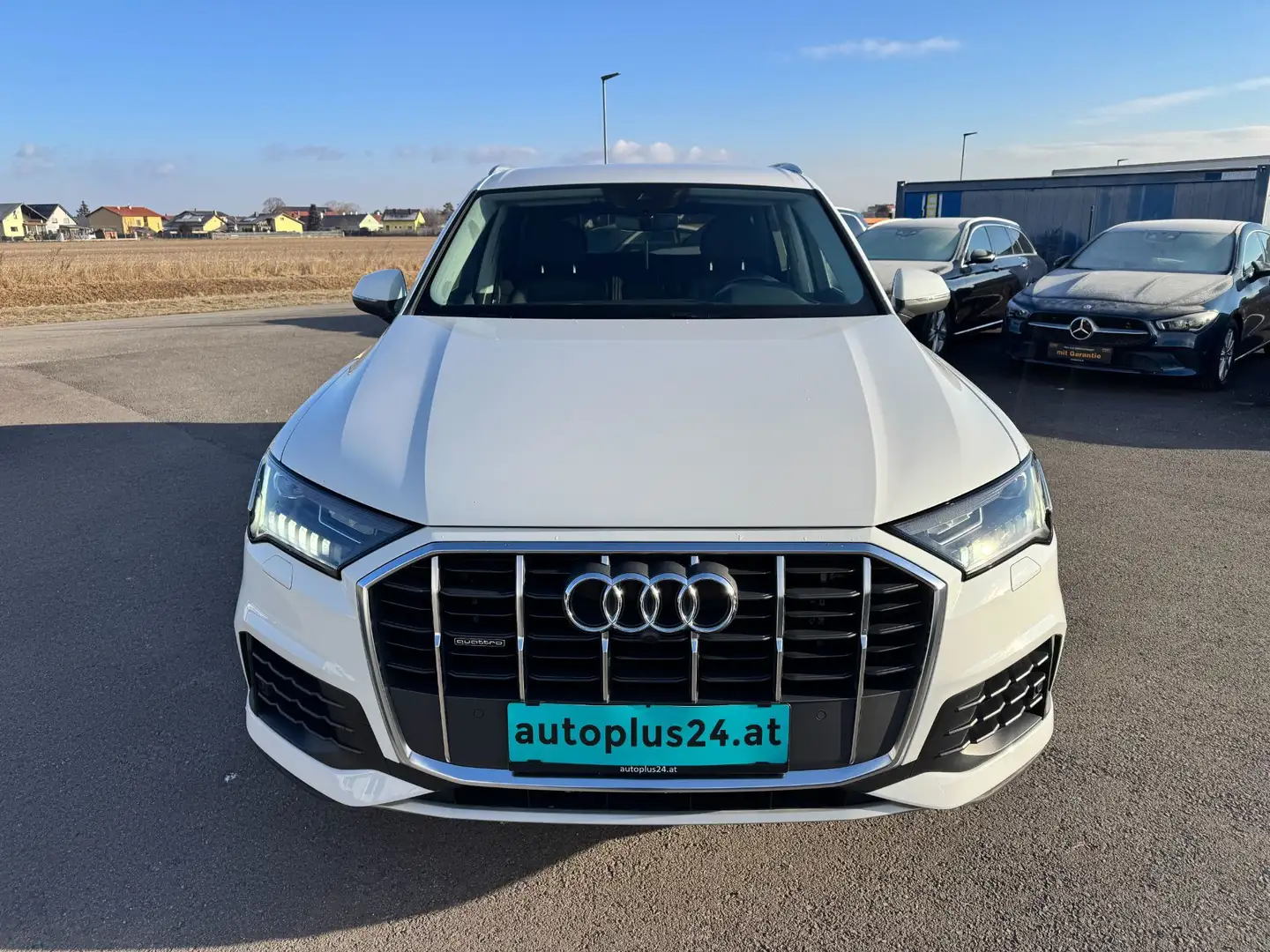Audi Q7 55 TFSI e PHEV quattro Weiß - 2